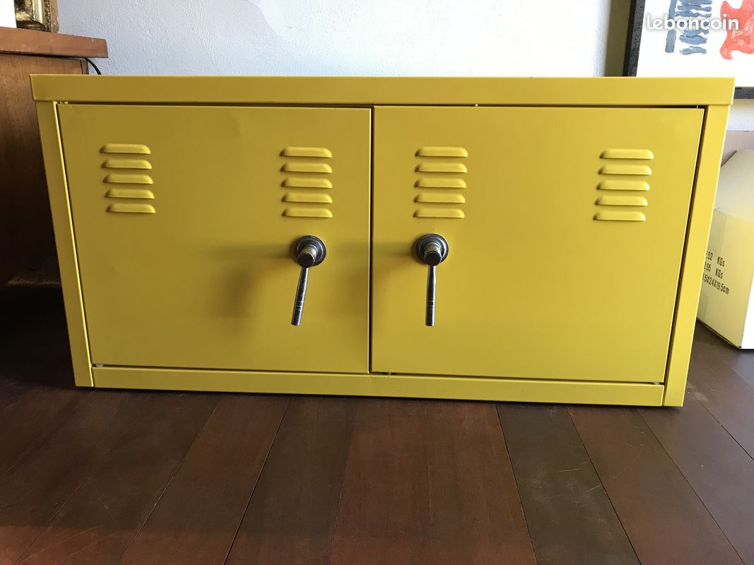 Coffre jaune (image 1)