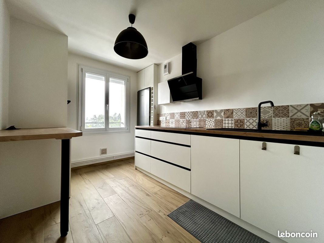 Appartement 3 pièces 78 m² · à Saint-Sébastien-sur-Loire · 78 m² · 250 000 €