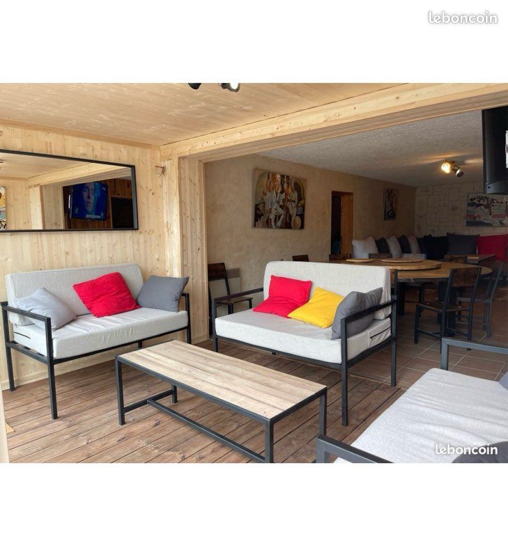 Maison 7 pièces 170 m² · à Montclar · 170 m² · 220 000 €