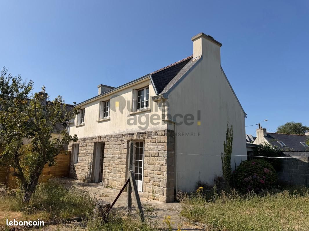Maison 6 pièces 101 m² · à Plonéour-Lanvern · 101 m² · 161 400 €