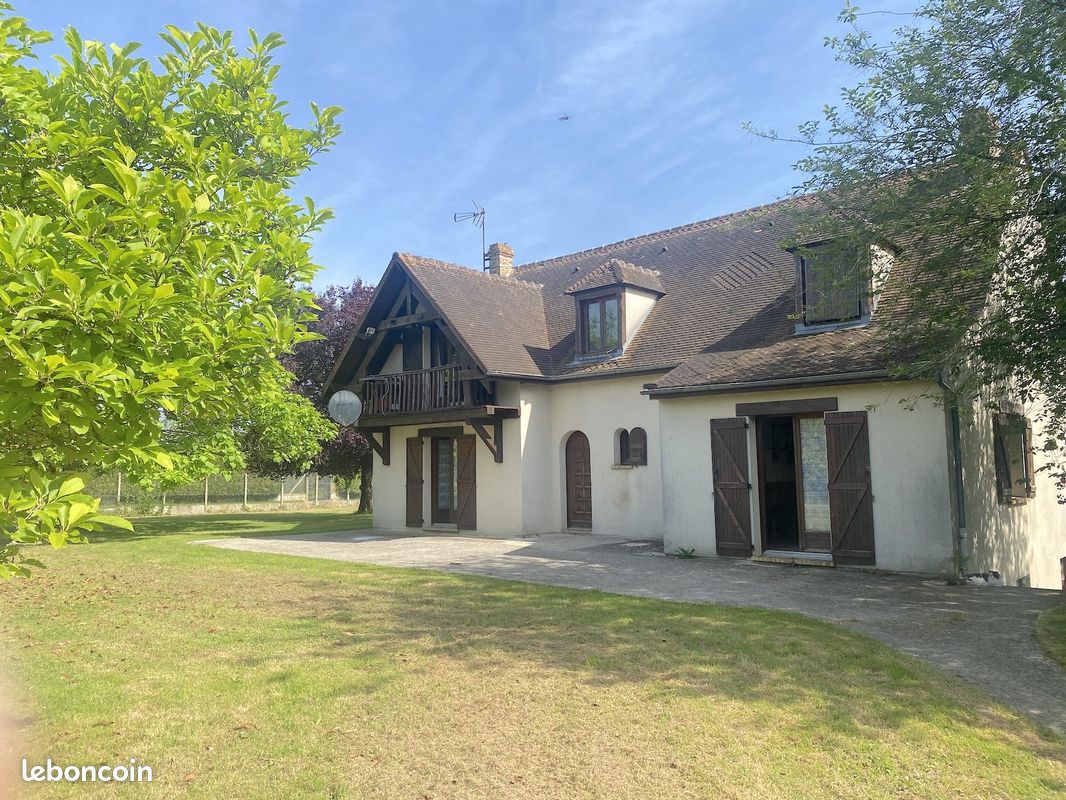 Maison 7 pièces 165 m² · à Lumigny-Nesles-Ormeaux · 165 m² · 363 000 €