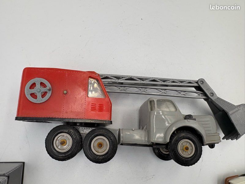 NOREV Berliet TBO 15 Avec Pelle Mécanique - 1/43 - Vert Et Orange - Occasion