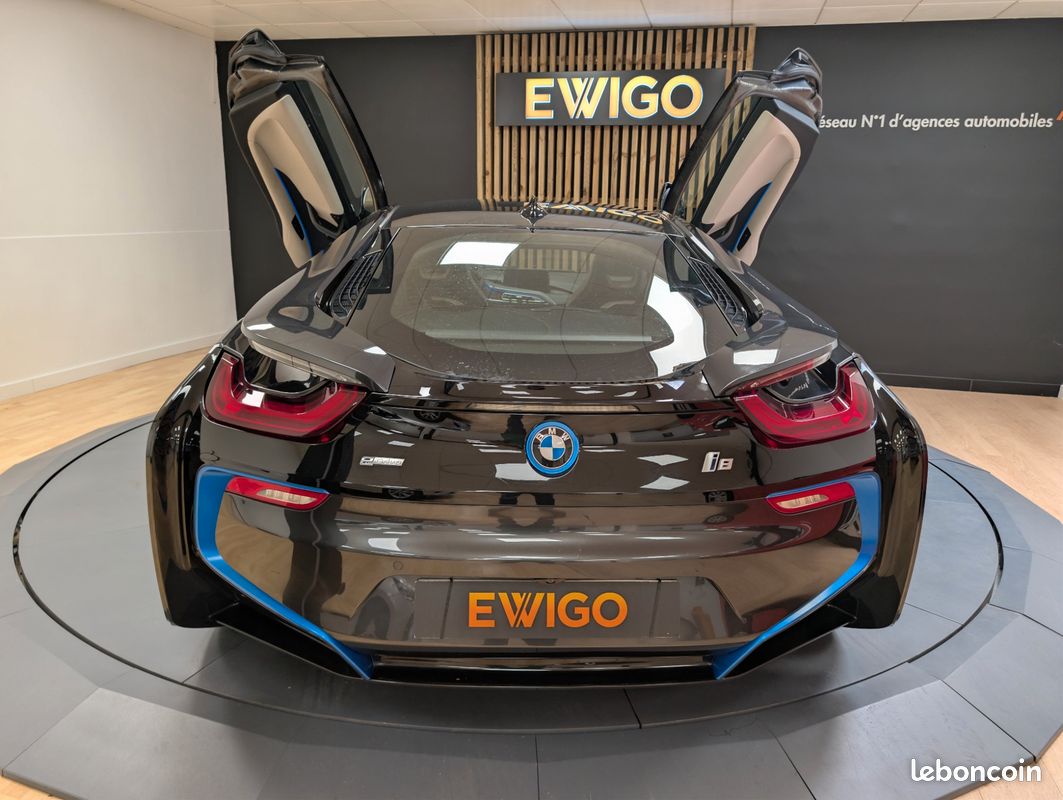 BMW I8 COUPE 1.5 362h 230 - HARMAN KARDON + CUIR BLANC + JANTES W (image 30)