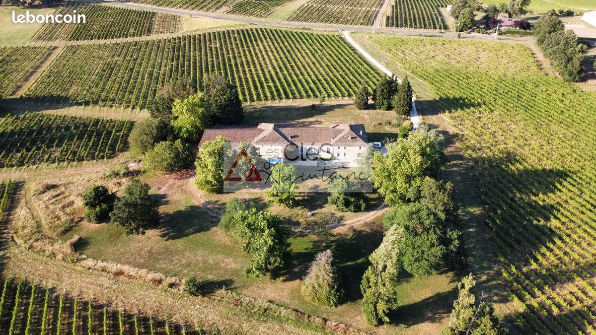 Maison 8 pièces 400 m² · à Langon · 400 m² · 597 000 €