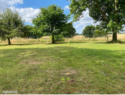 Terrain 1 010 m² Moncheaux · 130 000 €