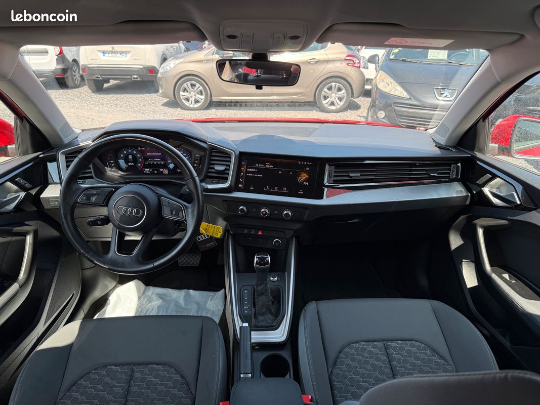 Audi a1 sportback boite automatique 95ch (image 5)