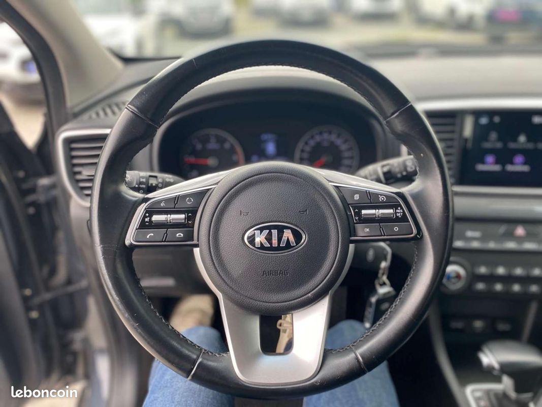 KIA SPORTAGE 1.6 CRDI MHEV - 136 -DCT - Stop&Go IV Black Edition (image 8)