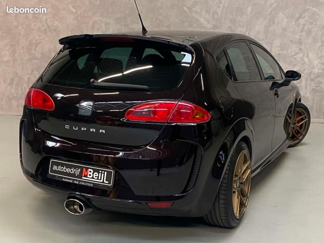 Seat Leon CUPRA 2.0 TFSI EDITION K1 240CH - CARNET ENTRETIEN RÉGULATEUR DE VITESSE VITRES TEINTÉS (image 7)