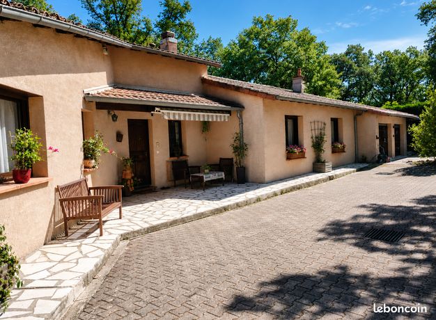 Propriété 6 pièces 155 m²
