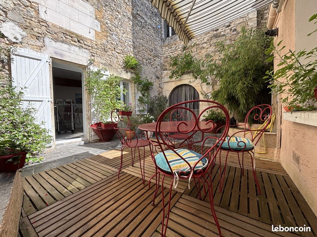 Maison 7 pièces 166 m² · à Tonnay-Charente · 166 m² · 258 000 €