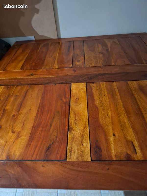 Table bois massif 130×130 + rallonge (image 2)