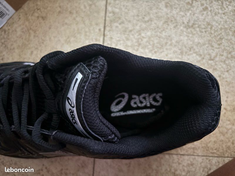Asics Kayano Noires (image 7)