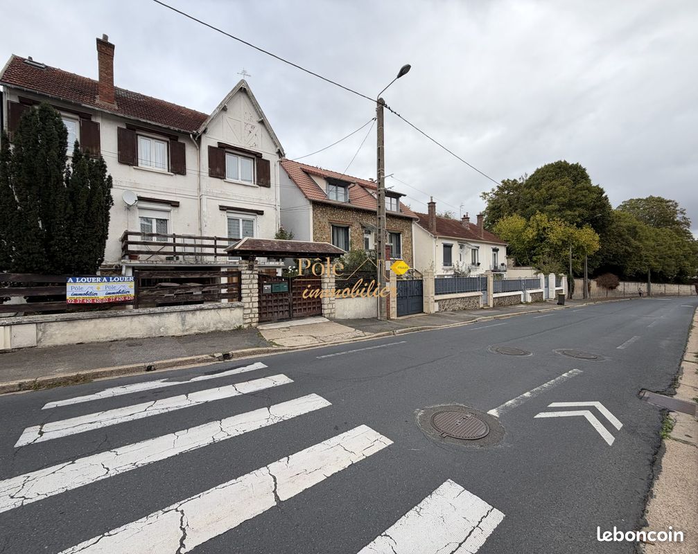 Appartement 1 pièce 74 m² · à Dreux · 74 m² · 650 €/mois