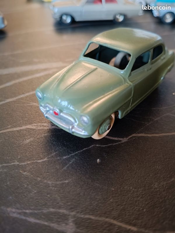 Dinky Toys France – Simca 9 Aronde U24 – Miniature Ancienne Collection