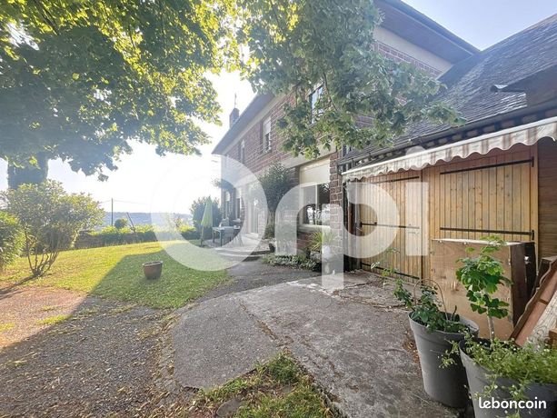 Maison 5 pièces 237 m²