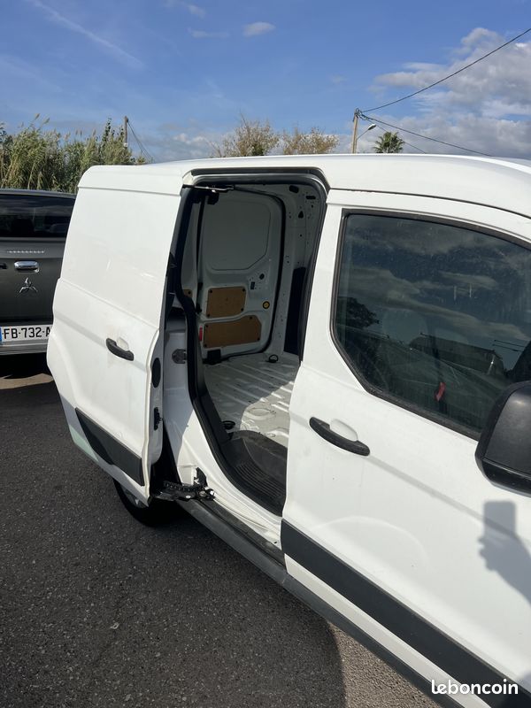Ford transit connect 1.5 tdci 100ch 2016 (image 3)