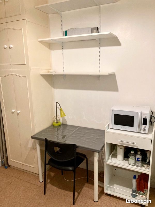Appartement 1 pièce 9 m² · à Paris · 9 m² · 600 €