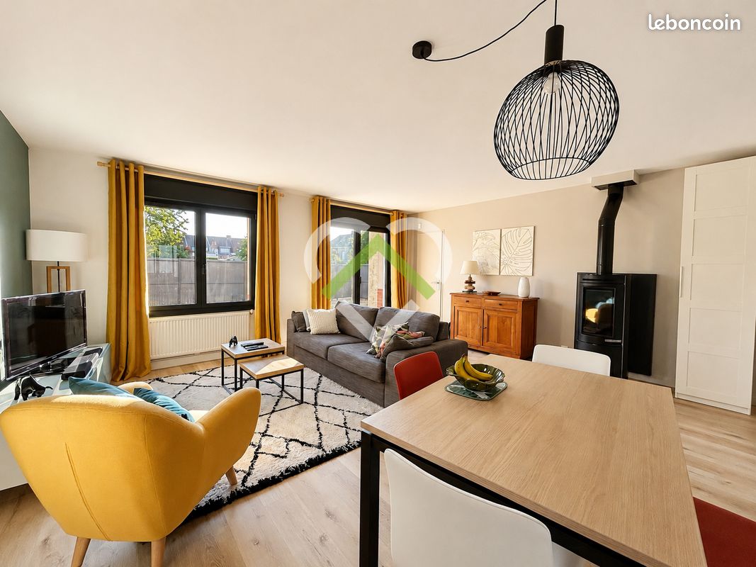 Maison 6 pièces 84 m² · à Hem · 84 m² · 365 000 €