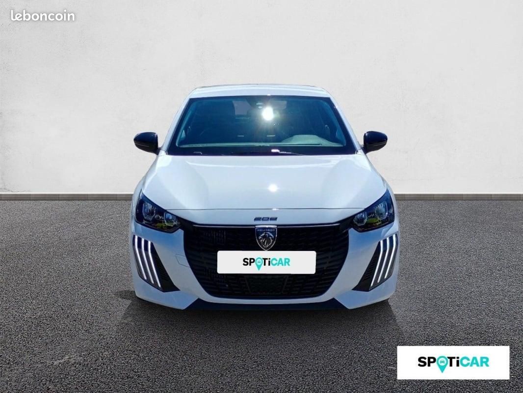 Peugeot 208 100 S&S BVM6 Style (image 2)