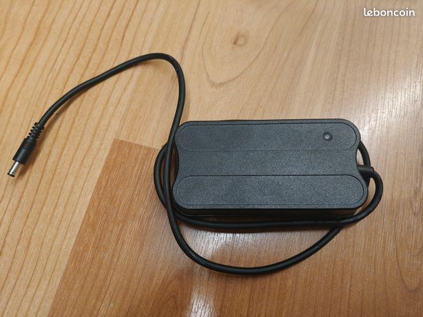 Chargeur de vélo électrique 36V – 42V / 2A (84W) - Comme neuf - Équipements vélos
