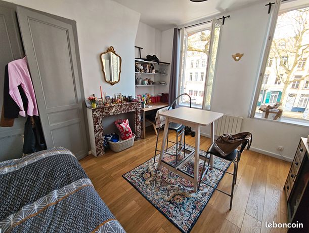 Studio 1 pièce 20 m² — 3