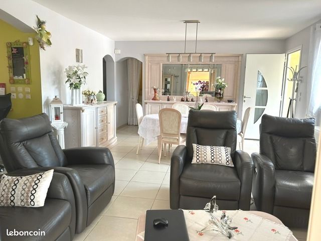 Maison 6 pièces 110 m² · à Saint-Laurent-de-la-Salanque · 110 m² · 427 000 €