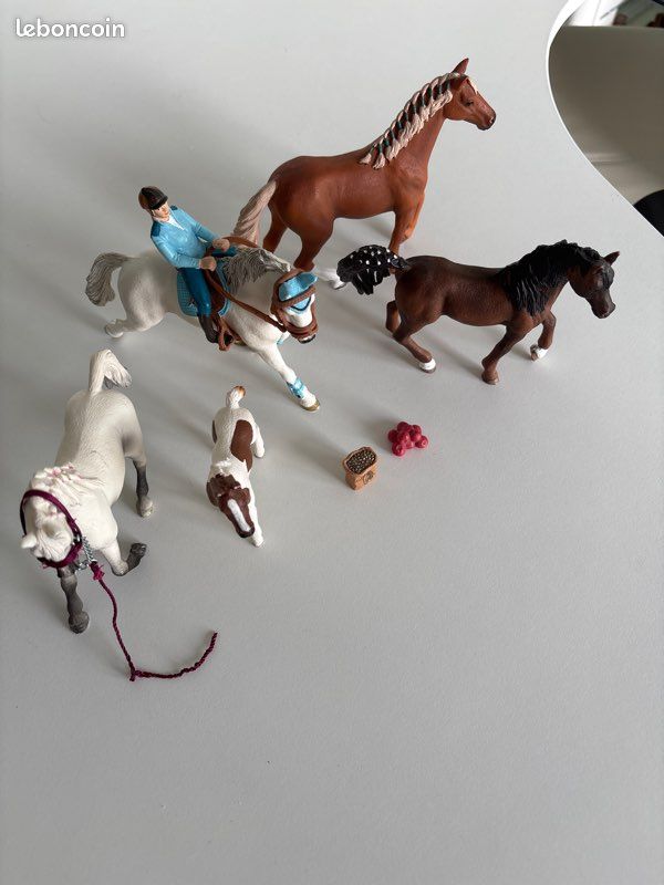 Lot de 5 chevaux/schleich avec accessoires (image 2)