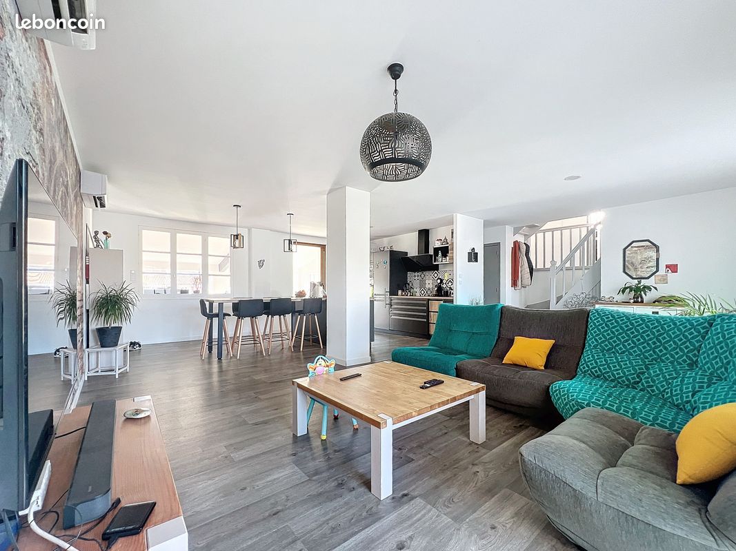 Maison 6 pièces 140 m² · à Périgny · 140 m² · 585 000 €
