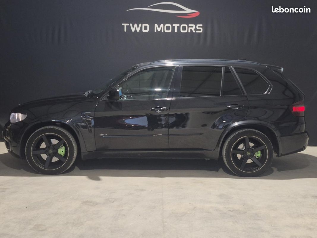 BMW X5 3.0d - BVA 235 E70 7PL PACK M XDRIVE - ATTELAGE TOIT OUVRANT (image 3)