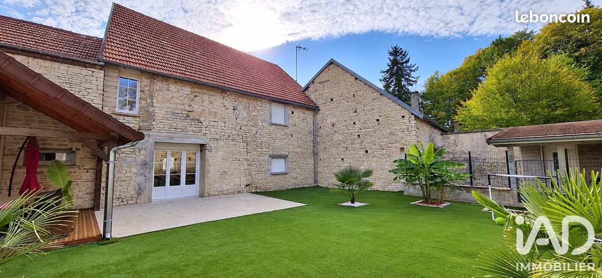 Maison 6 pièces 150 m² · à Autricourt · 150 m² · 180 000 €