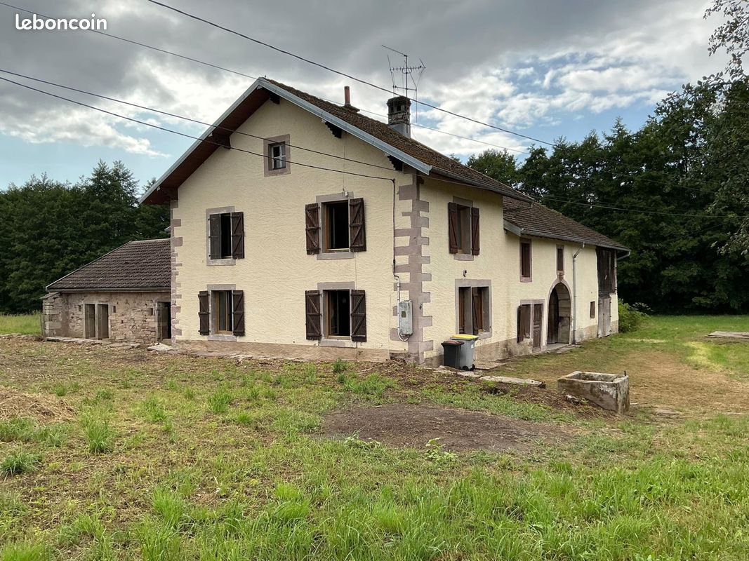 Maison 5 pièces 160 m² · à Belmont · 160 m² · 212 000 €