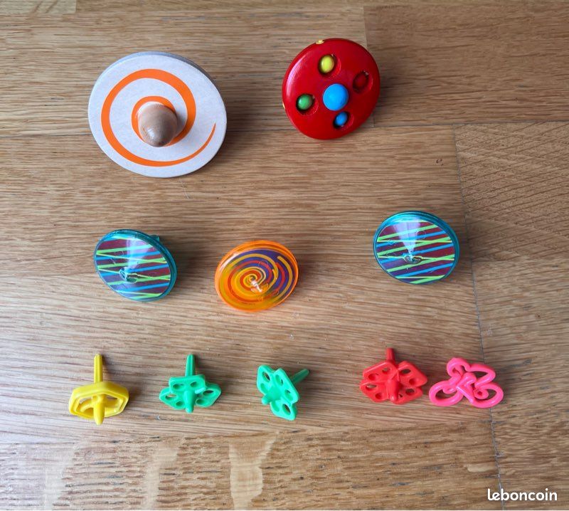 Lot de petites toupies (image 1)