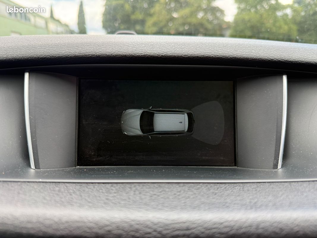 Bmw x1 1.8l d 145ch lounge sdrive bva * entretien complet bmw * gps * radars de recul (image 22)
