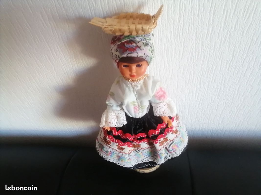 Poupée 23 cm (image 1)