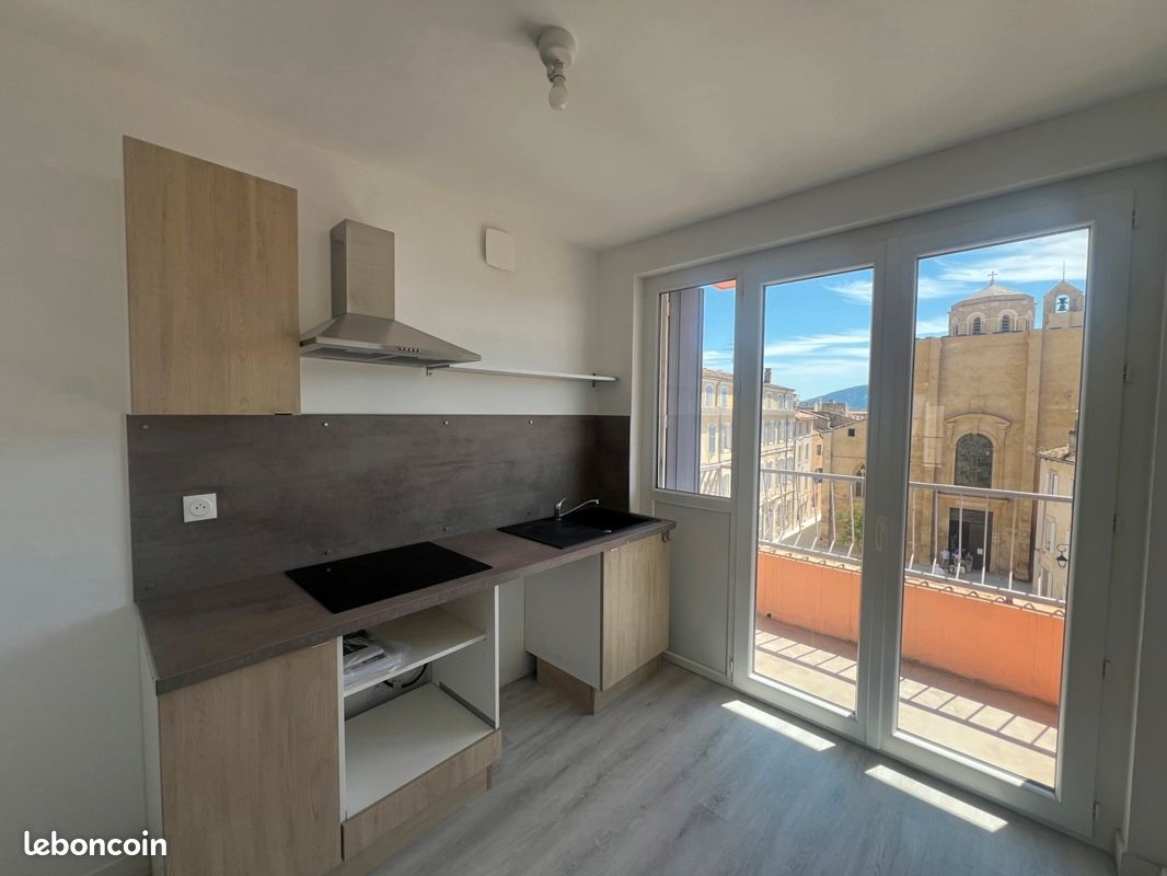 Appartement 3 pièces 68 m² · à Cavaillon · 68 m² · 740 €