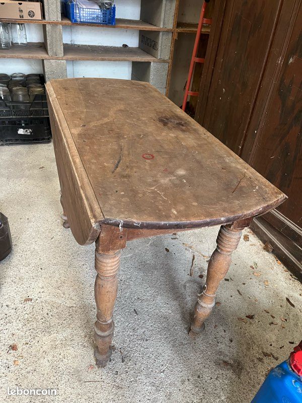 Table ancienne ronde (image 2)
