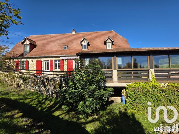 Propriété 9 pièces 210 m²