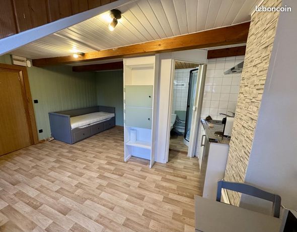 Studio 1 pièce 24 m²