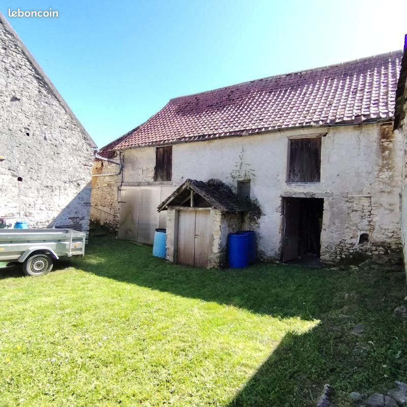 Maison 10 pièces 260 m² · à Saulx-Marchais · 260 m² · 207 000 €