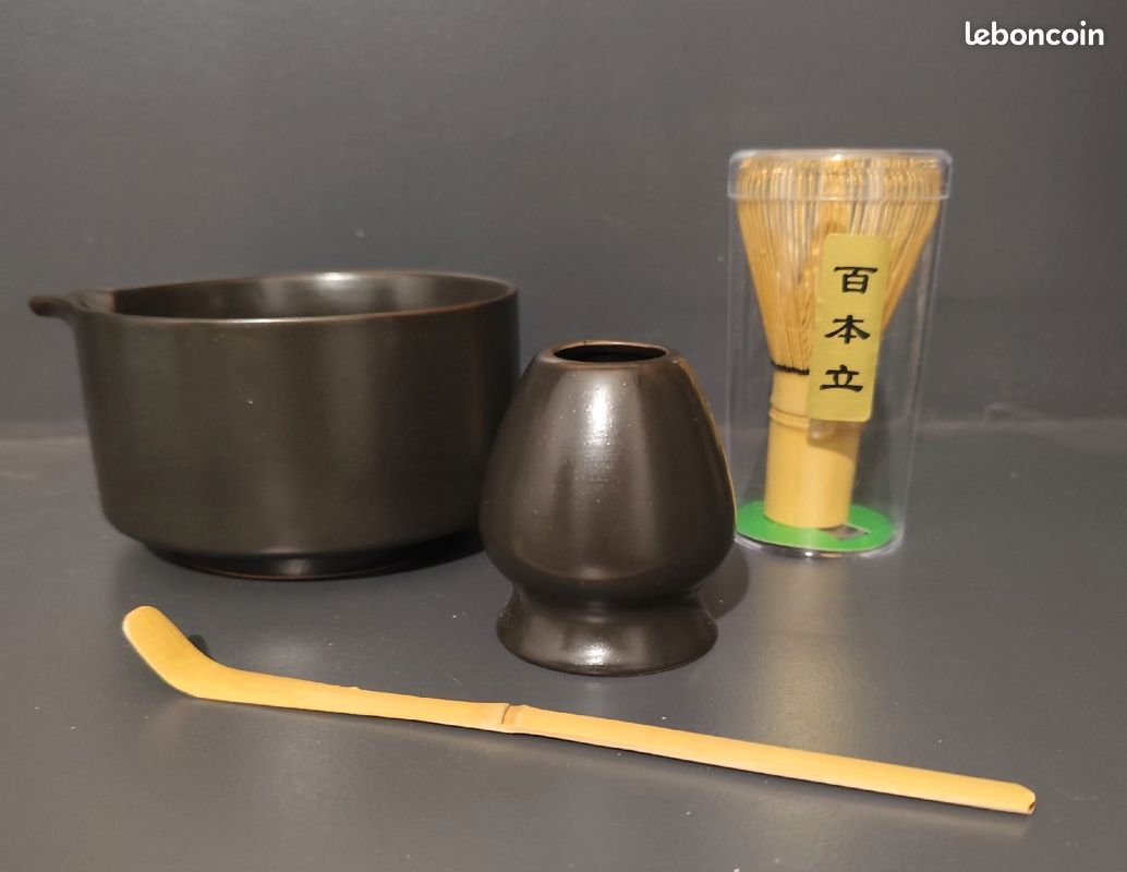Ensemble à matcha traditionnel neuf (image 1)