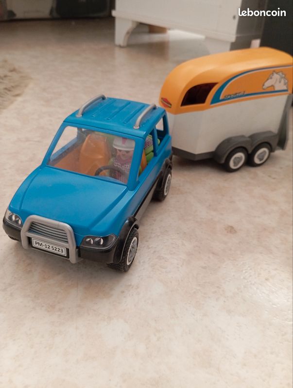 Voiture remorque Playmobil (image 1)