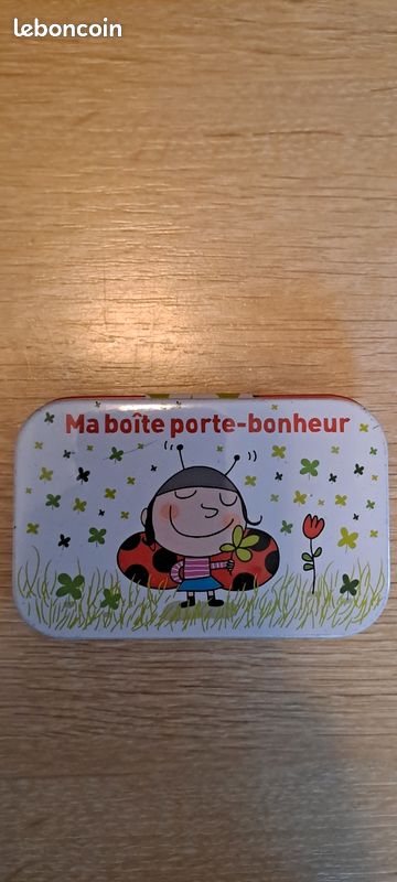 Petite boîte porte bonheur (image 1)