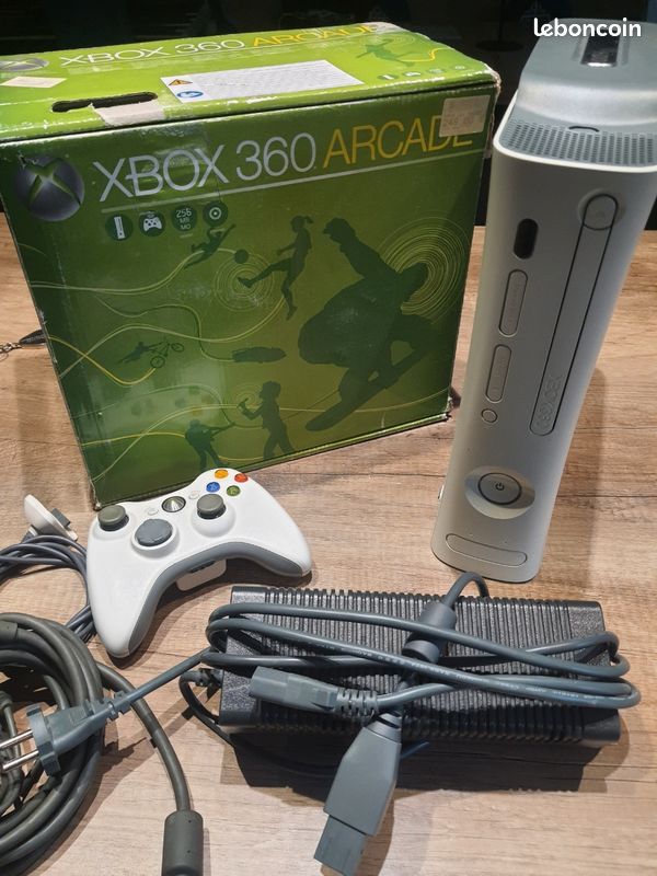 Console Microsoft Xbox One - 500 Go - Noire - Complète Avec Boîte Et Chargeur - Excellent État