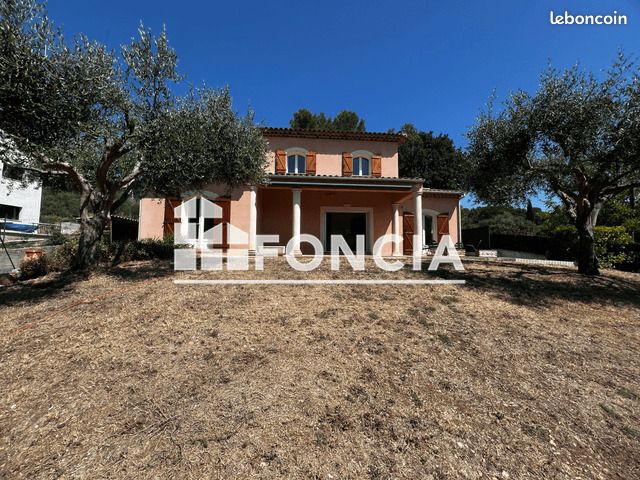 Maison 4 pièces 100 m² · à Le Tignet · 100 m² · 1 890 €