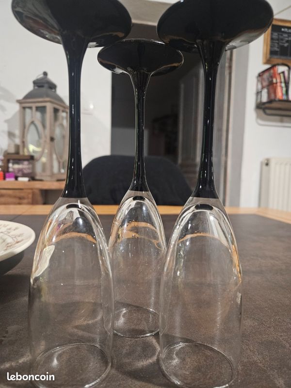 Lot de 3 Verres à champagne (image 1)