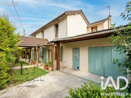 Maison 6 pièces 115 m² · à Sablonnières · 115 m² · 200 000 €
