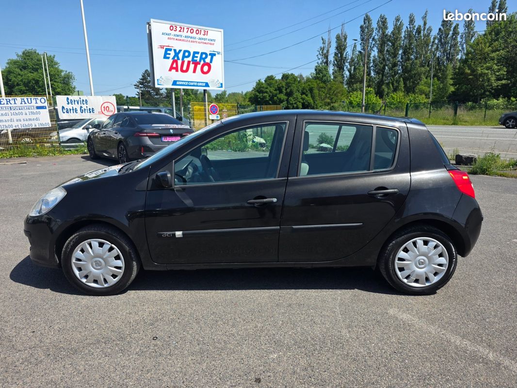 Renault Clio 1.5 DCI 68CV FAIBLE KILO CERTIFIE (image 13)