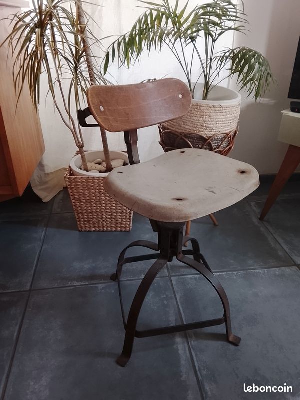 Authentique chaise d atelier " Benaise " (image 1)