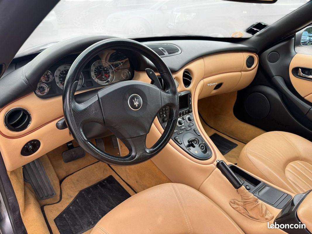 Maserati COUPE 4.2 CAMBIOCORSA (image 2)