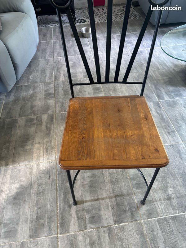 Table + chaises (image 3)
